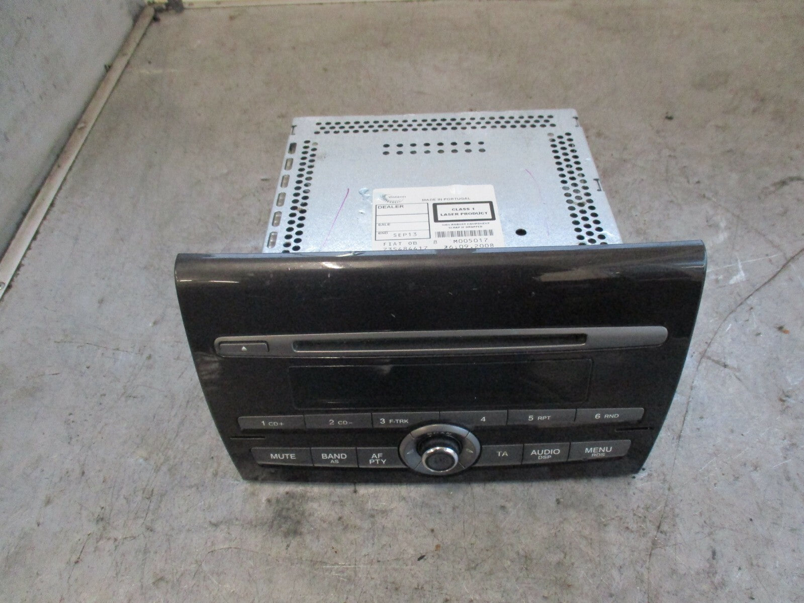 FIAT BRAVO MK2 RADIO CD PLAYER STEREO HEAD UNIT 735484417