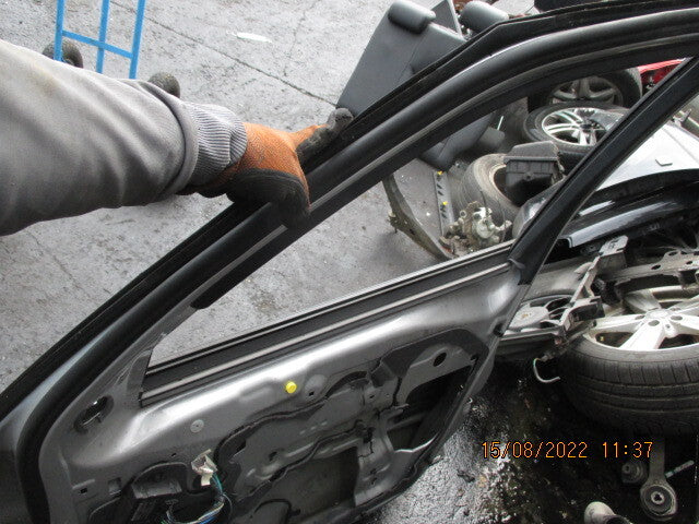FORD GALAXY 2013 MK3 OSF DRIVER SIDE FRONT BARE DOOR MOONDUST SILVER
