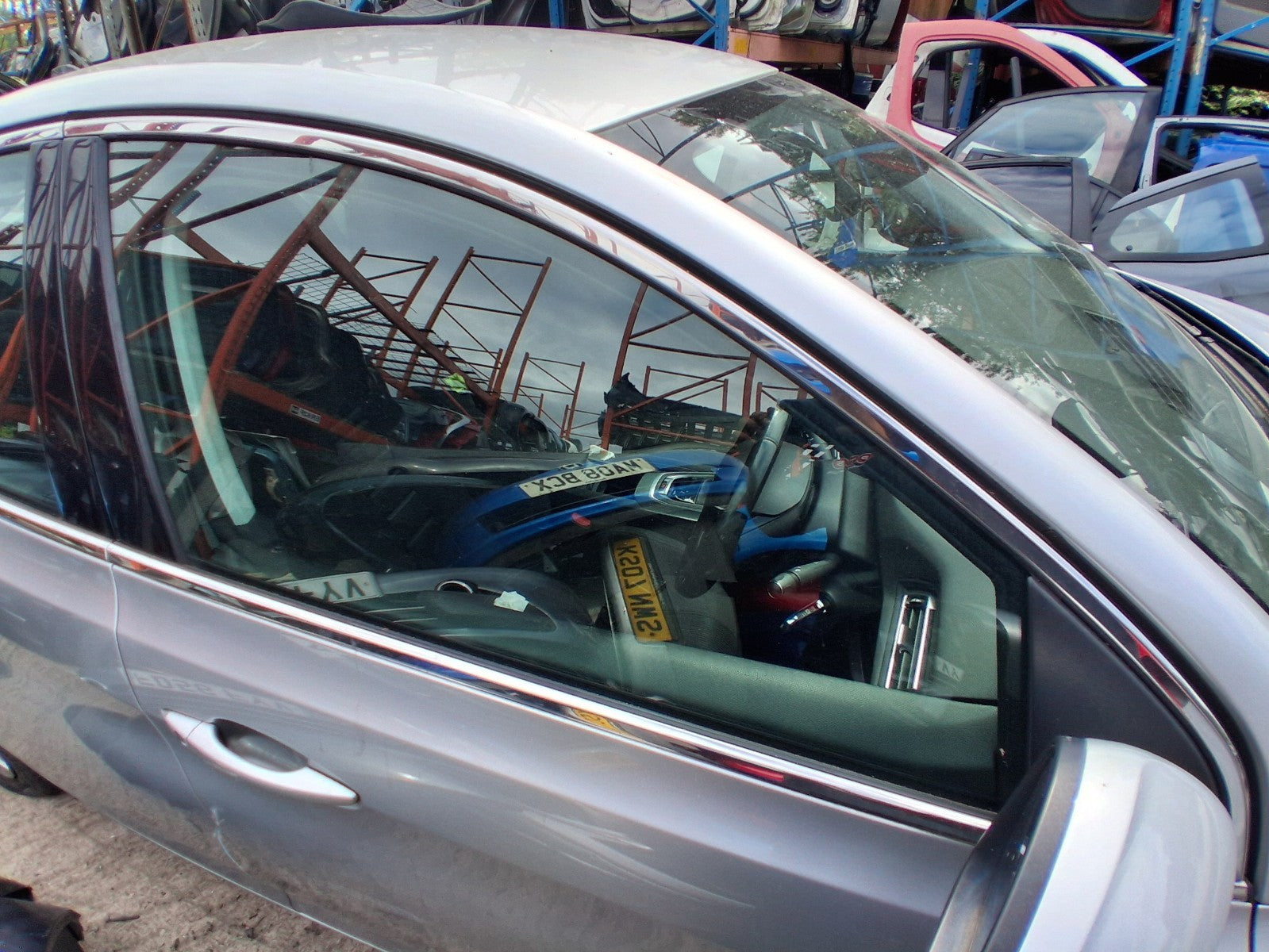 2014 PEUGEOT 308 MK2 OSF DRIVER SIDE FRONT MAIN WINDOW GLASS
