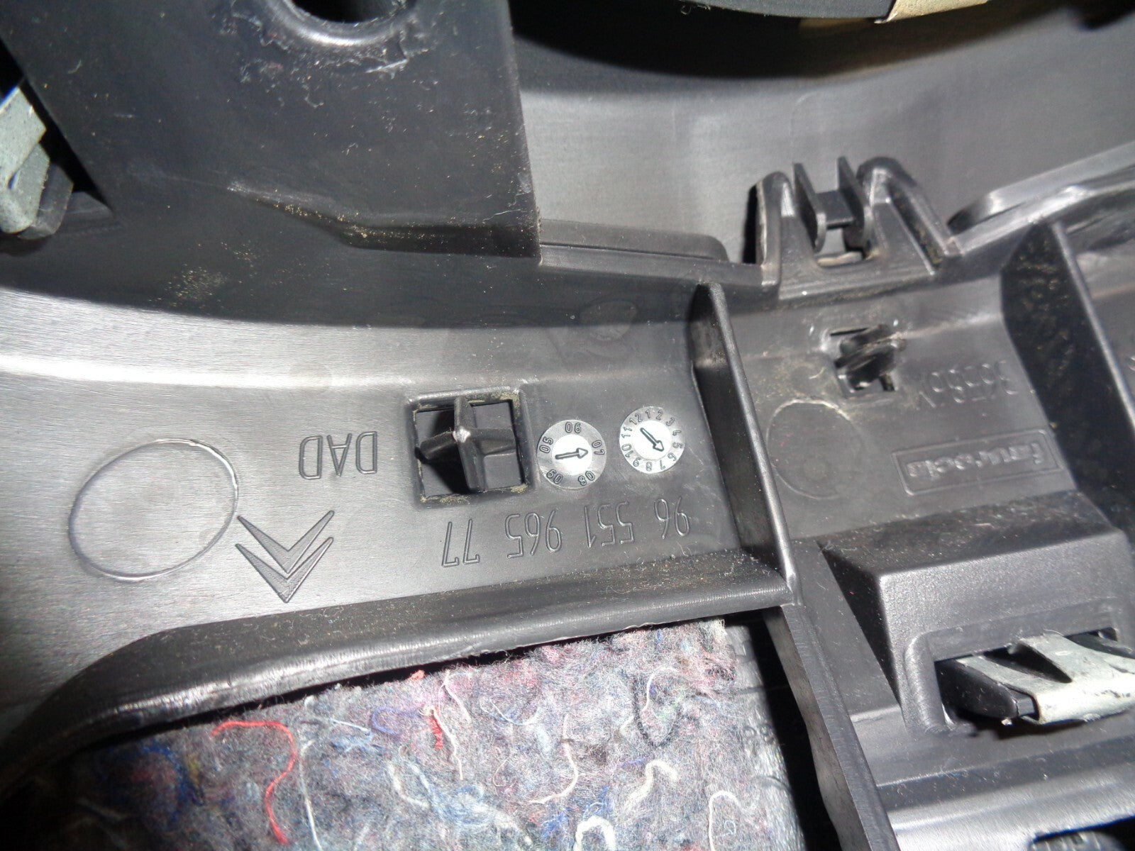 CITROEN C4 PICASSO 2014 5 DOOR GEAR STICK PANEL