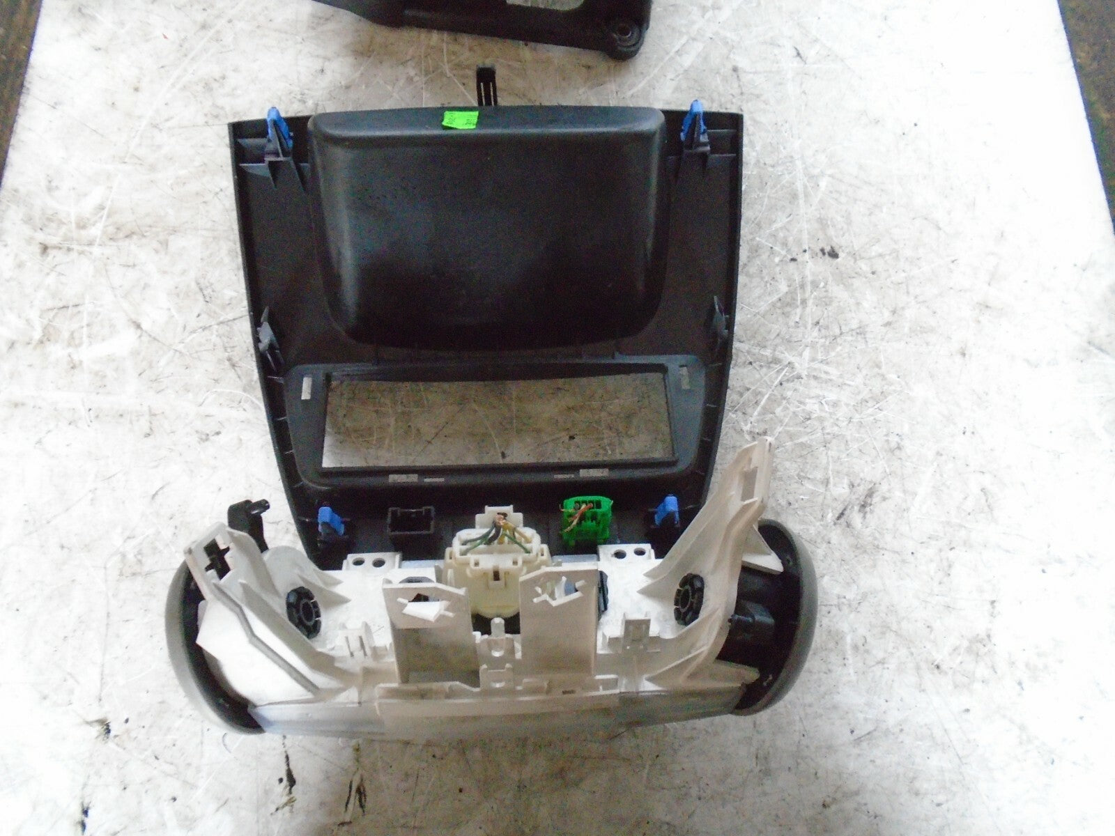PEUGEOT 107 2005-2014 CENTRE CONSOLE RADIO SURROUND WITH HEATER CLIMATE CONTROL