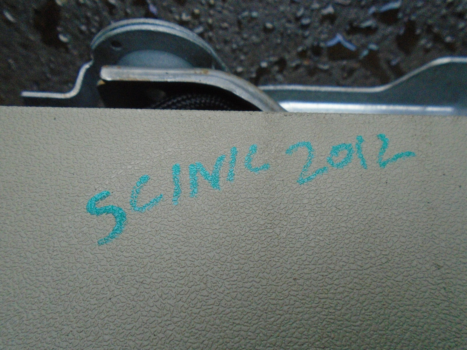 RENAULT SCENIC 2012 MK3 CENTRE ARM REST