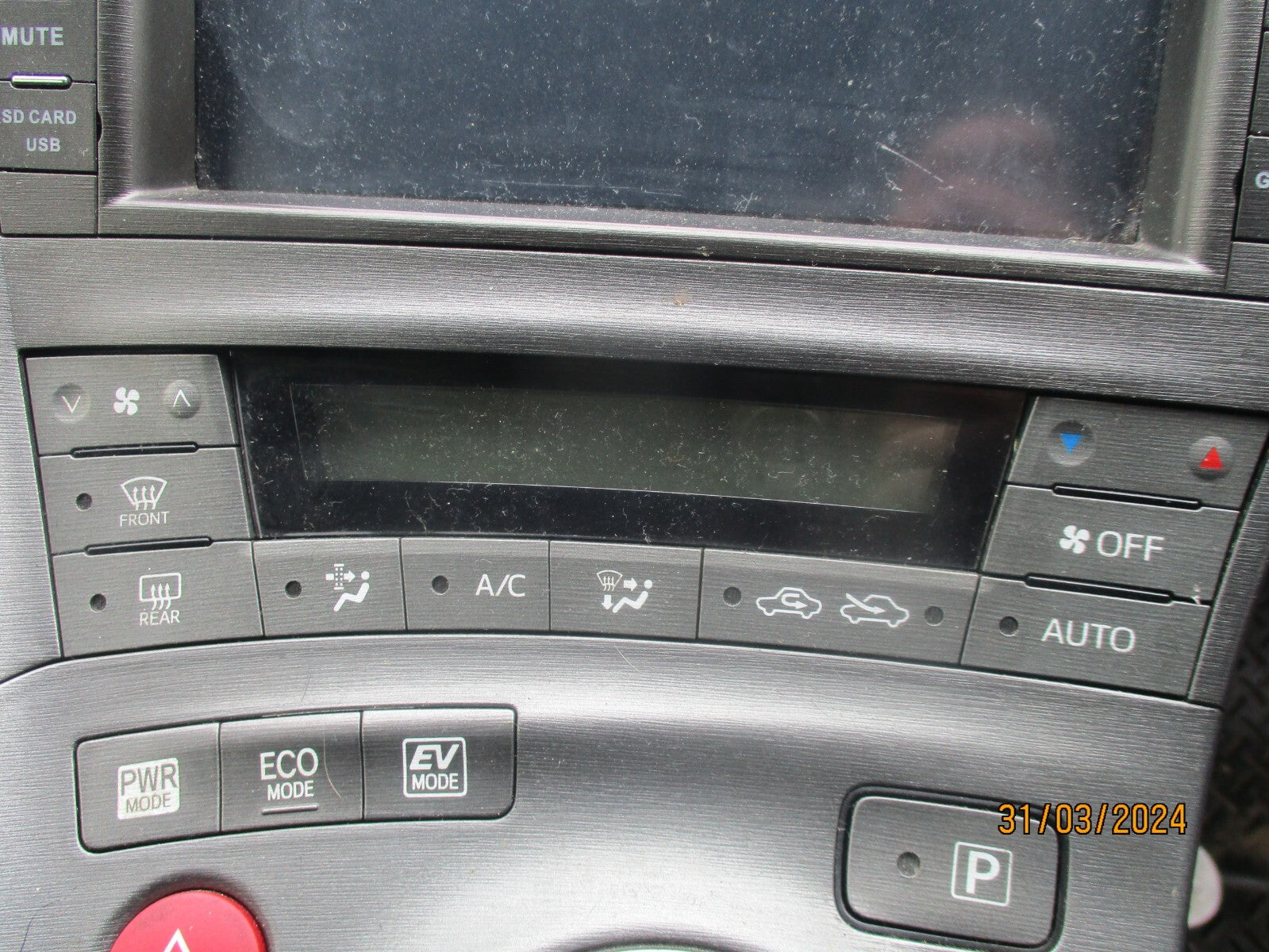 TOYOTA PRIUS MK3 2014 XW30 HEATER AC CLIMATE CONTROL SWITCH PANEL
