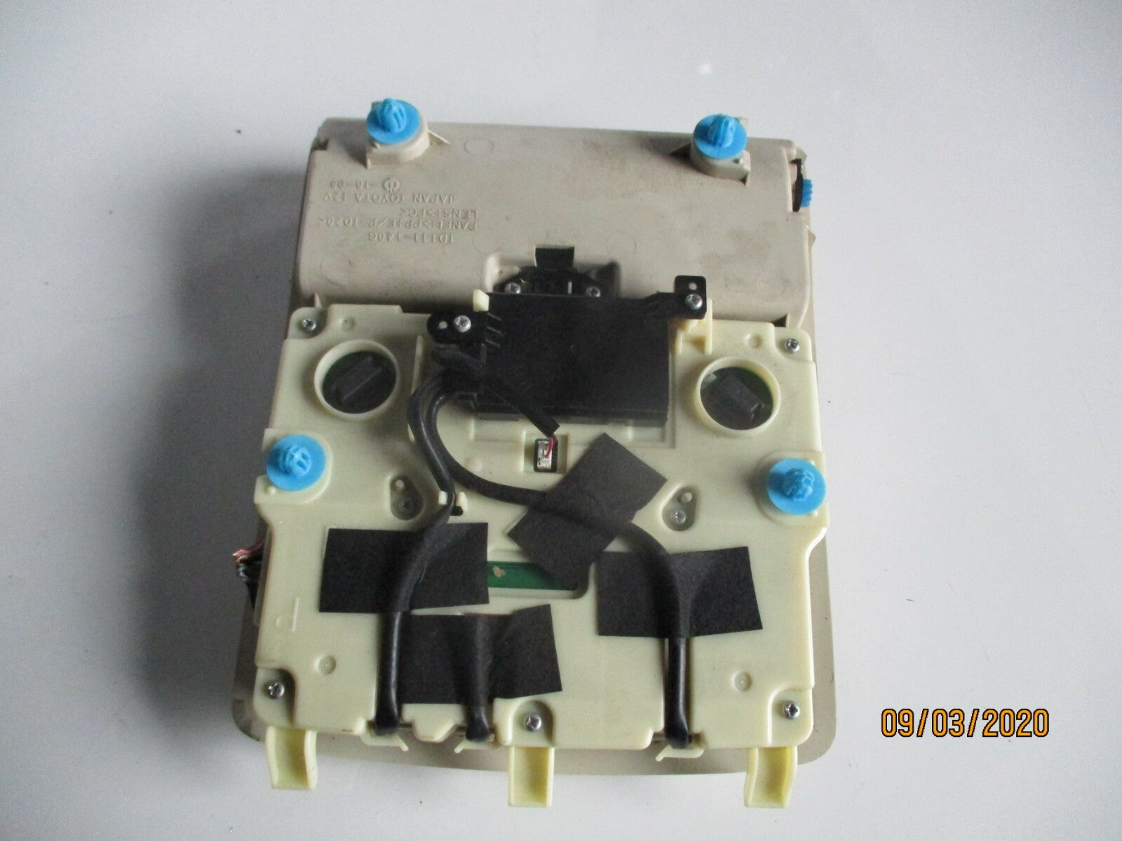 LEXUS CT 200h 2015 INTERIOR READING MAP COURTESY ROOF LIGHT PANEL 1D111-140G
