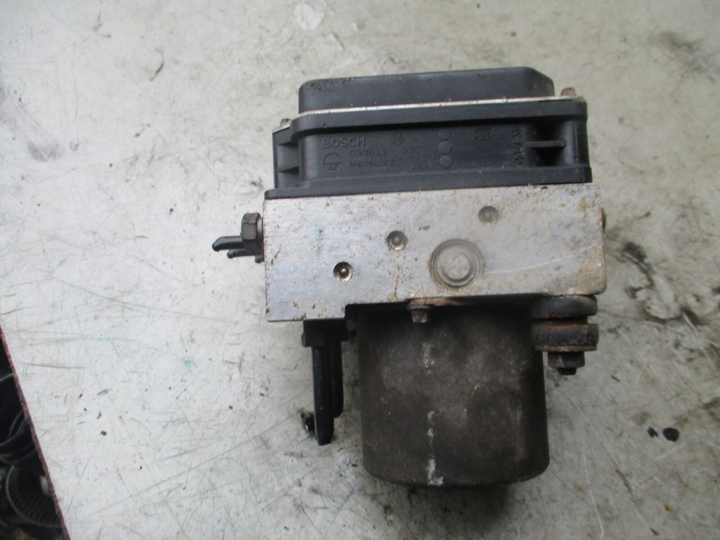 2013 NISSAN QUAHQAI ABS PUMP CONTROL MODULE 0265951743