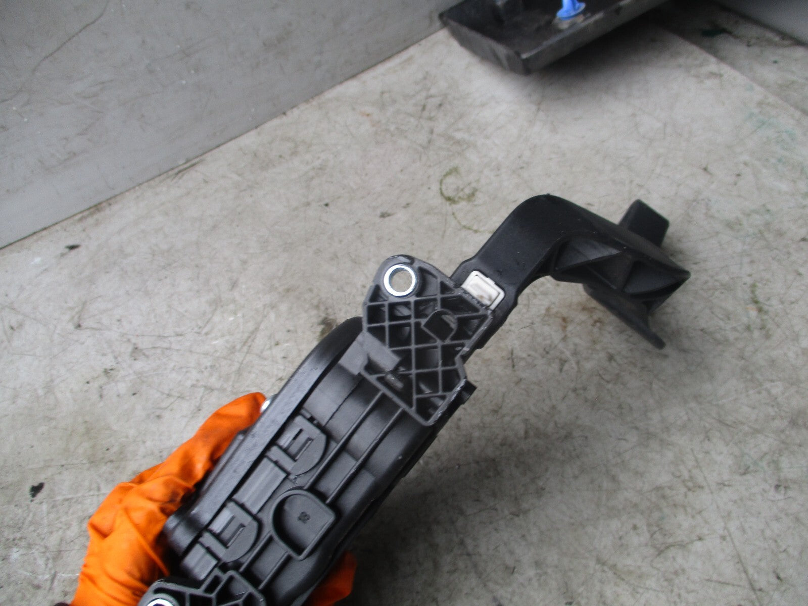 2023 RENAULT MASTER ACCELERATOR THROTTLE PEDAL 180229130R