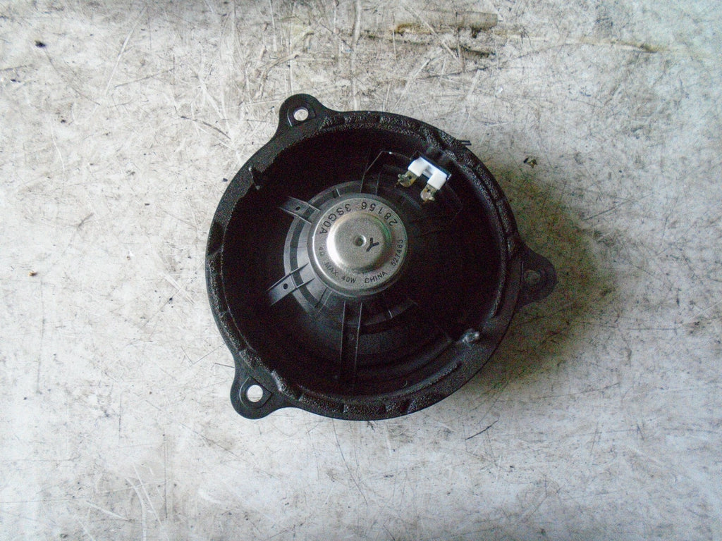 RENAULT CAPTUR 2018 MK1 NSR REAR PASSENGER SIDE DOOR SPEAKER
