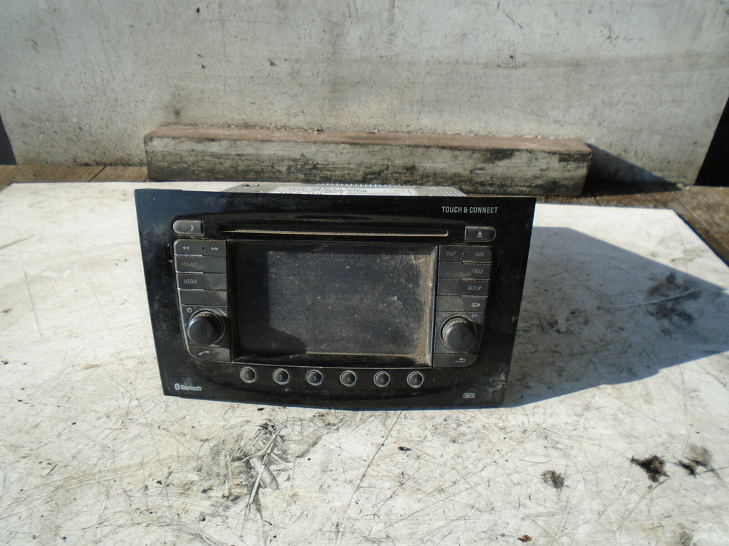 VAUXHALL CORSA D 2013 RADIO STEREO CD PLAYER HEAD UNIT 13431892