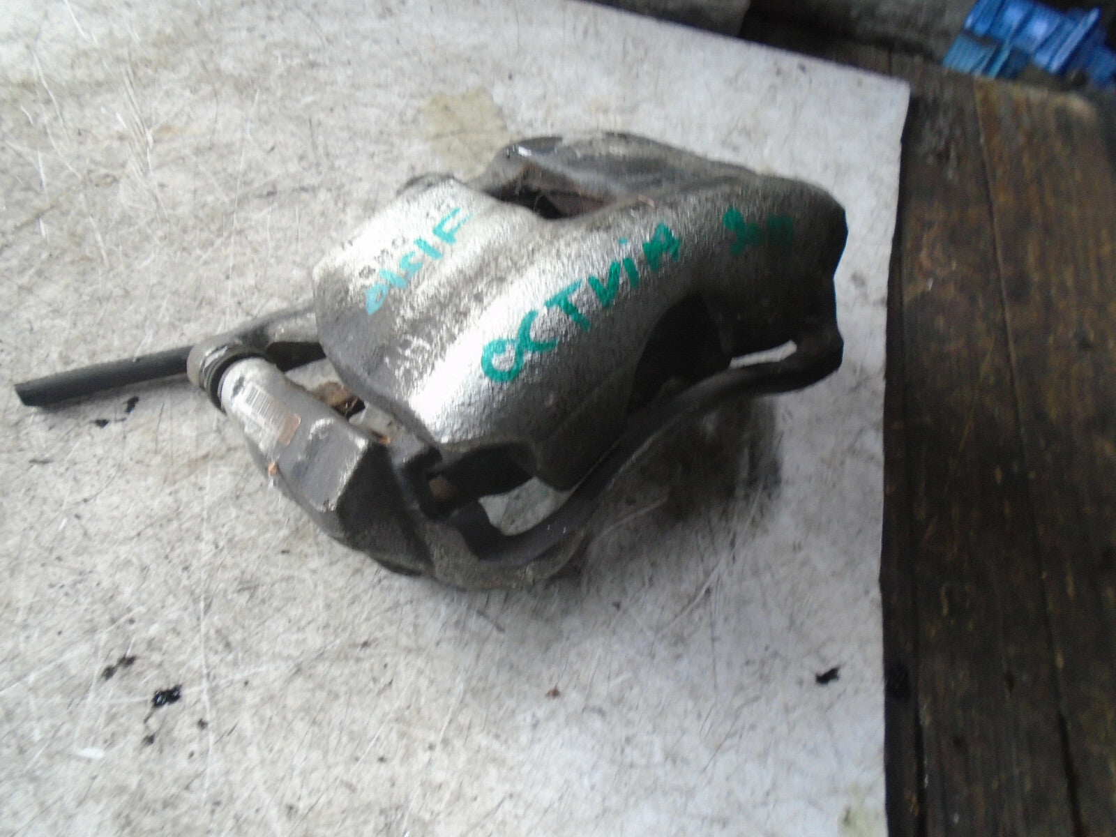 SKODA OCTAVIA 2019 MK3 1.5 PETROL OS DRIVER SIDE FRONT BRAKE CALIPER