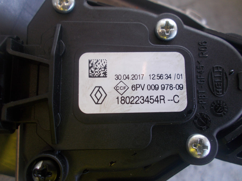 RENAULT CLIO X98 (MK4) 2012-2018 SEMI AUTOMATIC AUTO PEDAL BOX 180227565R