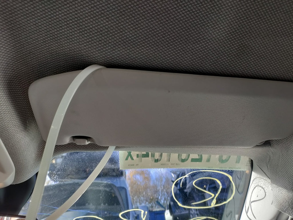 2024 JEEP AVENGER OSF DRIVER SIDE SUN VISOR