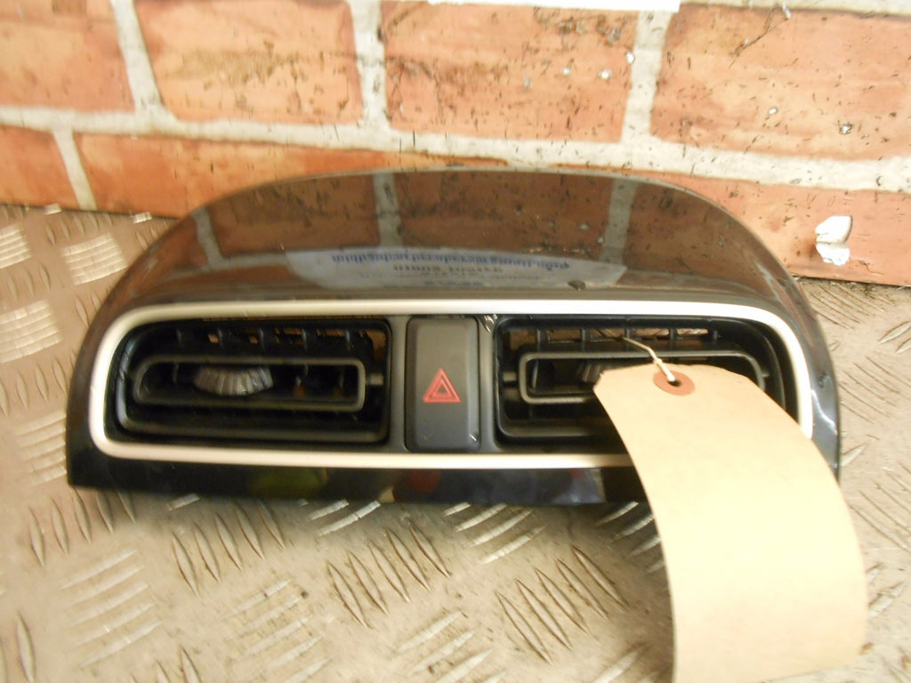 MITSUBISHI MIRAGE 2014 MK6 1.2 A/C HEATER AIR VENTS GRILL & HAZARD SWITCH DASH