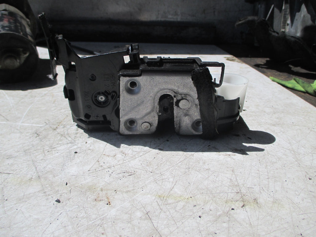 RENAULT CLIO MK4 NS PASSENGER SIDE FRONT DOOR LOCK 805033074R