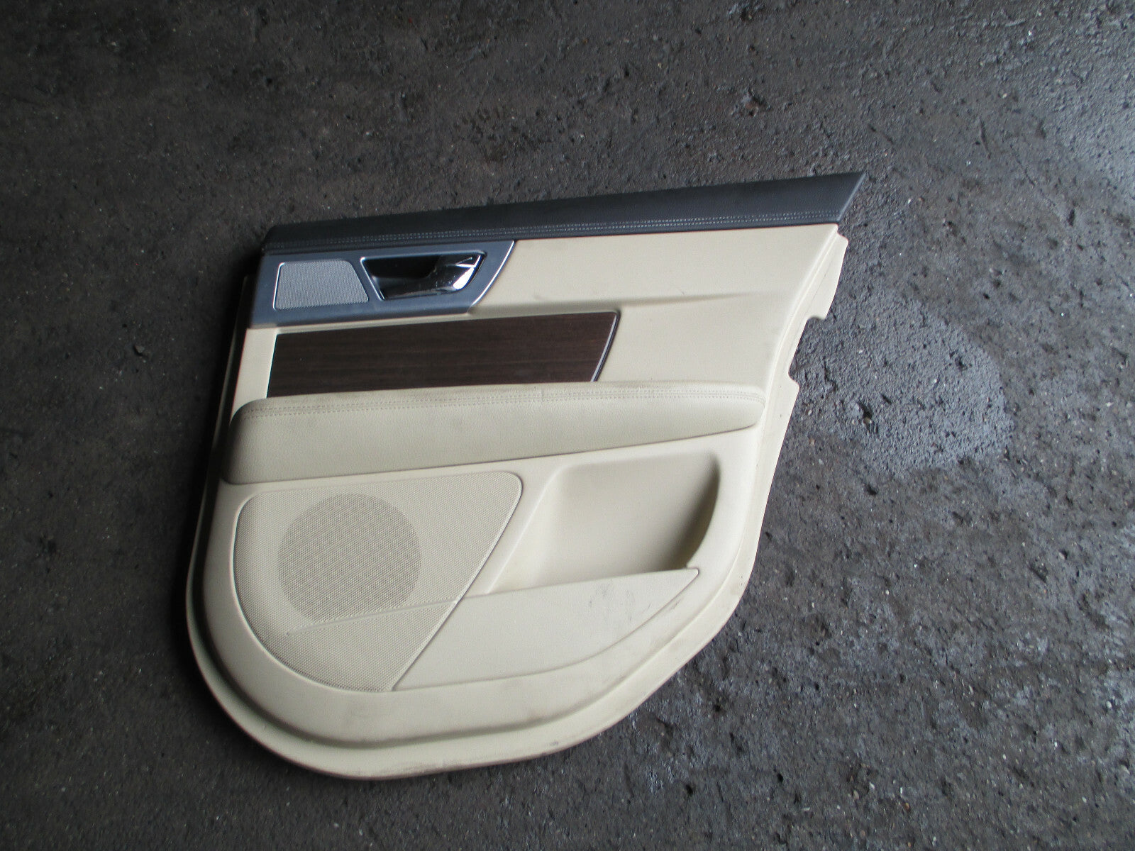 JAGUAR XF 2013 FACELIFT DRIVER SIDE REAR DOOR CARD PLASTIC PANEL ONLY