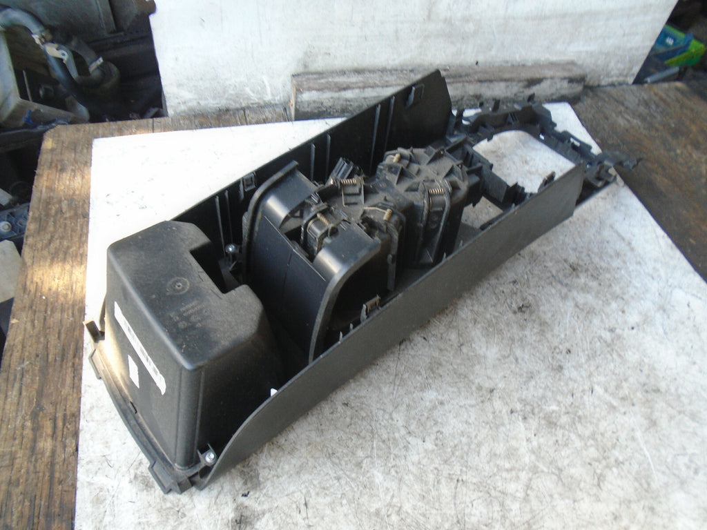 VAUXHALL INSIGNIA A 2014 CENTRE CONSOLE STORAGE PANEL