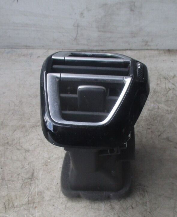 2020 CITROEN C4 MK3 AIR VENT 9831805680