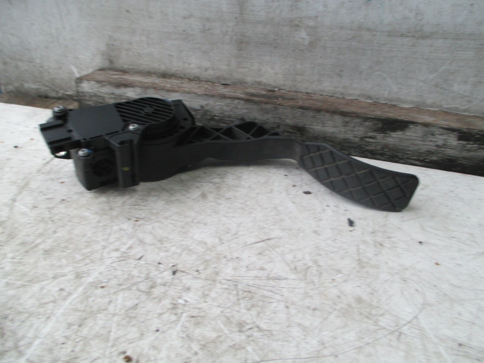AUDI A1 8X 2015 1.4 PETROL ACCELERATOR THROTTLE PEDAL 6R2721503D