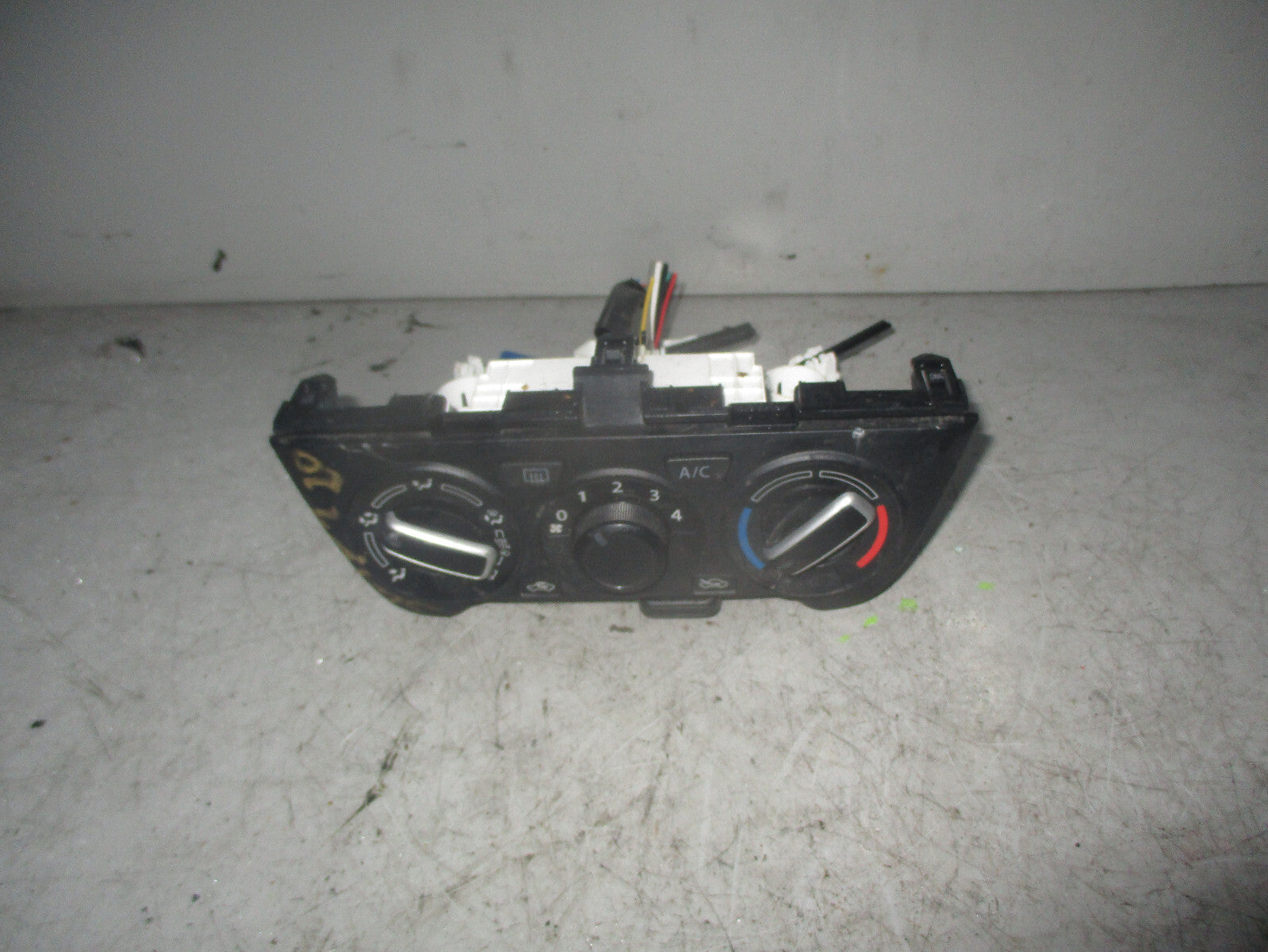 SUZUKI SWIFT 2020 HEATER CLIMATE CONTROL SWITCHES 74400A52R0
