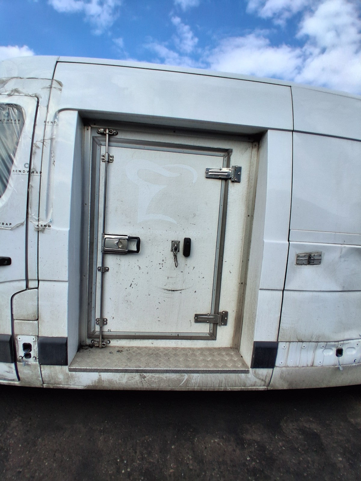 2024 NISSAN INTERSTAR MASTER MK3 LEFT PASSENGER SIDE REFRIGERATOR DOOR FRIDGE
