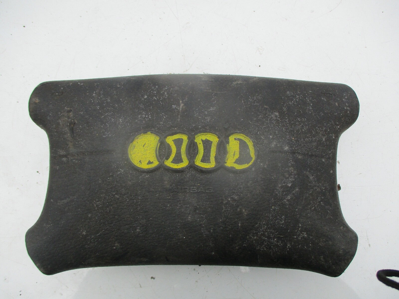 AUDI A4 B5 1999 1.9 TDI STEERING WHEEL SAFETY BAG 4A0 880 201 J