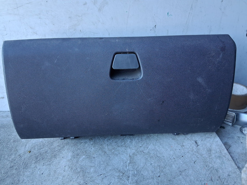 2019 PEUGEOT 108 DOOR DASHBOARD GLOVE BOX STORAGE COMPARTMENT 1390018X