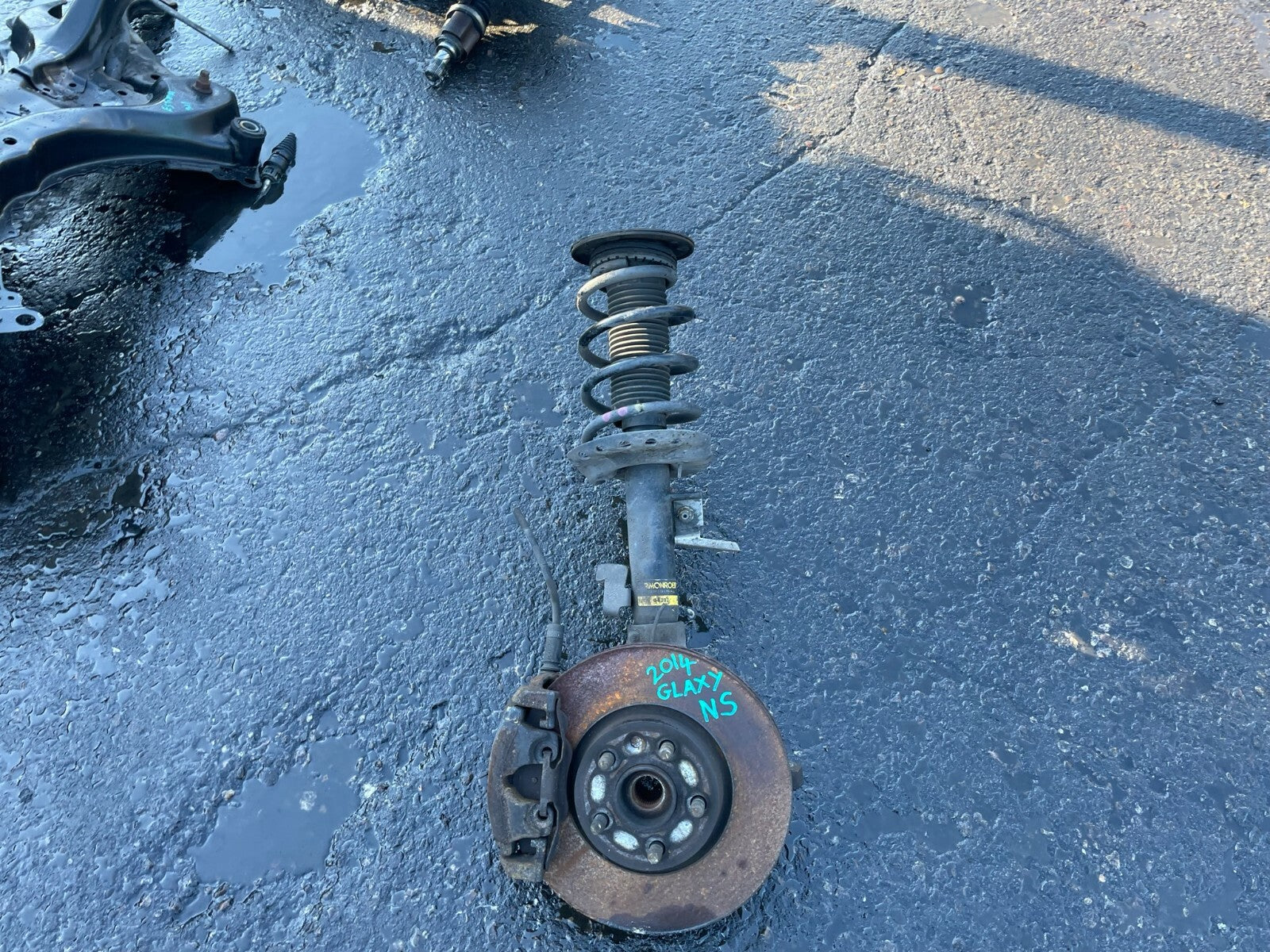 FORD GALAXY MK2 MK3 2014 2.0 AUTO NS PASSENGER SIDE WHEEL HUB SHOCK SPRING LEG