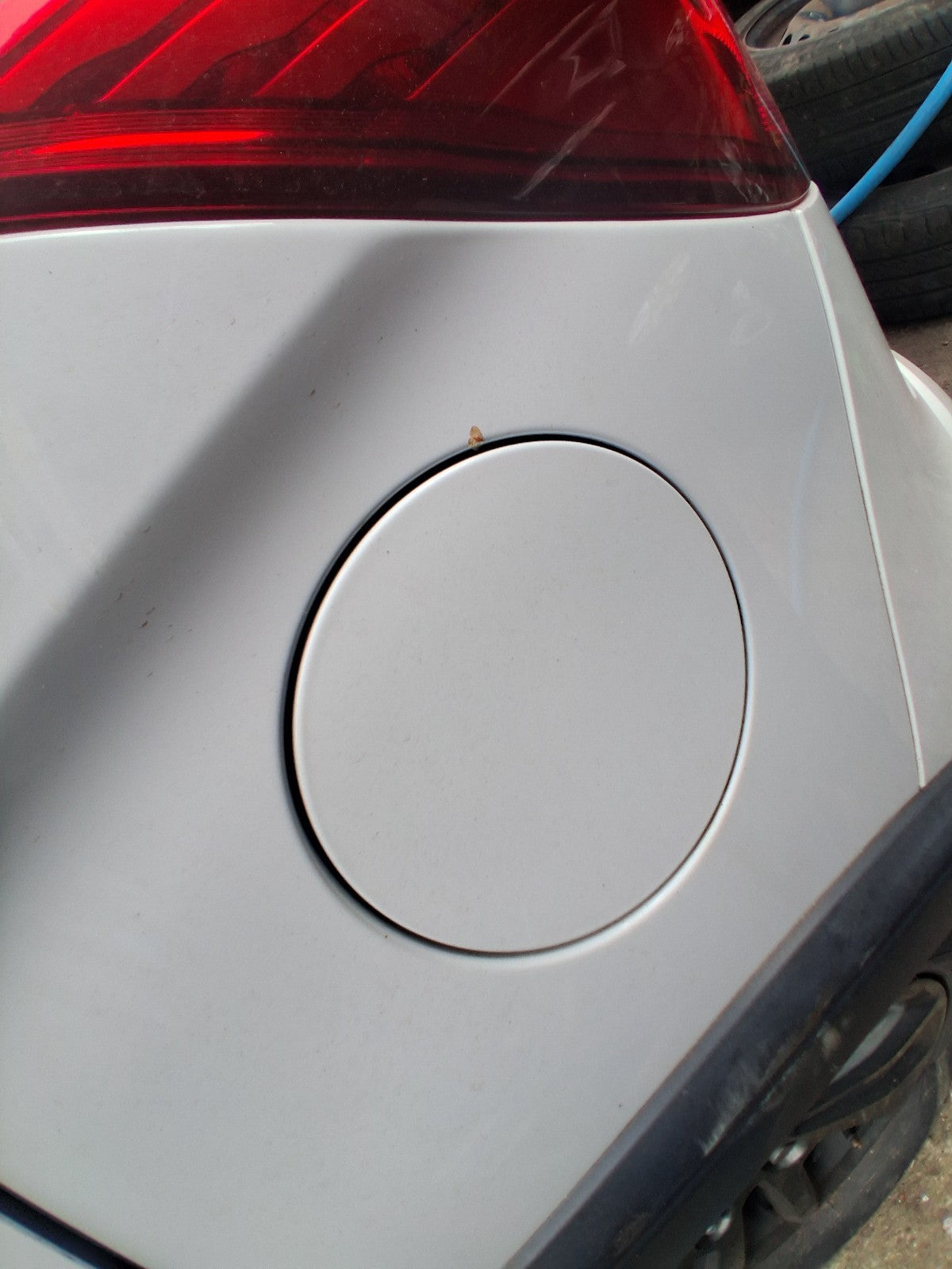 2018 FORD KA + PLUS MK3 HATCHBACK FUEL FILLER FLAP WHITE