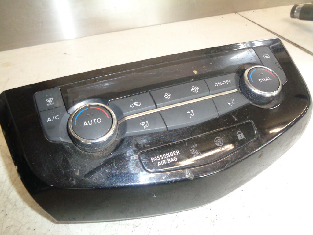 NISSAN QASHQAI J11 MK2 2018 HEATER AC CLIMATE CONTROL SWITCH 275004EA0A