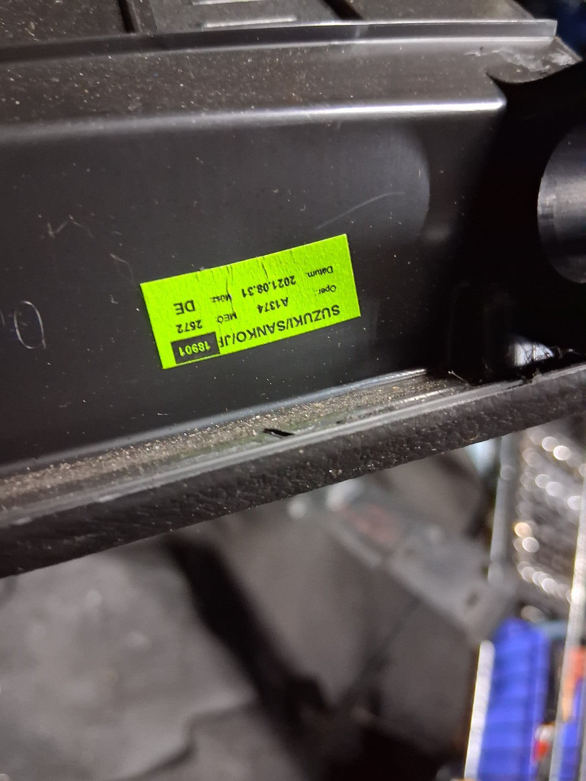 2022 SUZUKI VITARA MK4 GLOVE BOX FRONT STORAGE COMPARTMENT 7341054P005PK