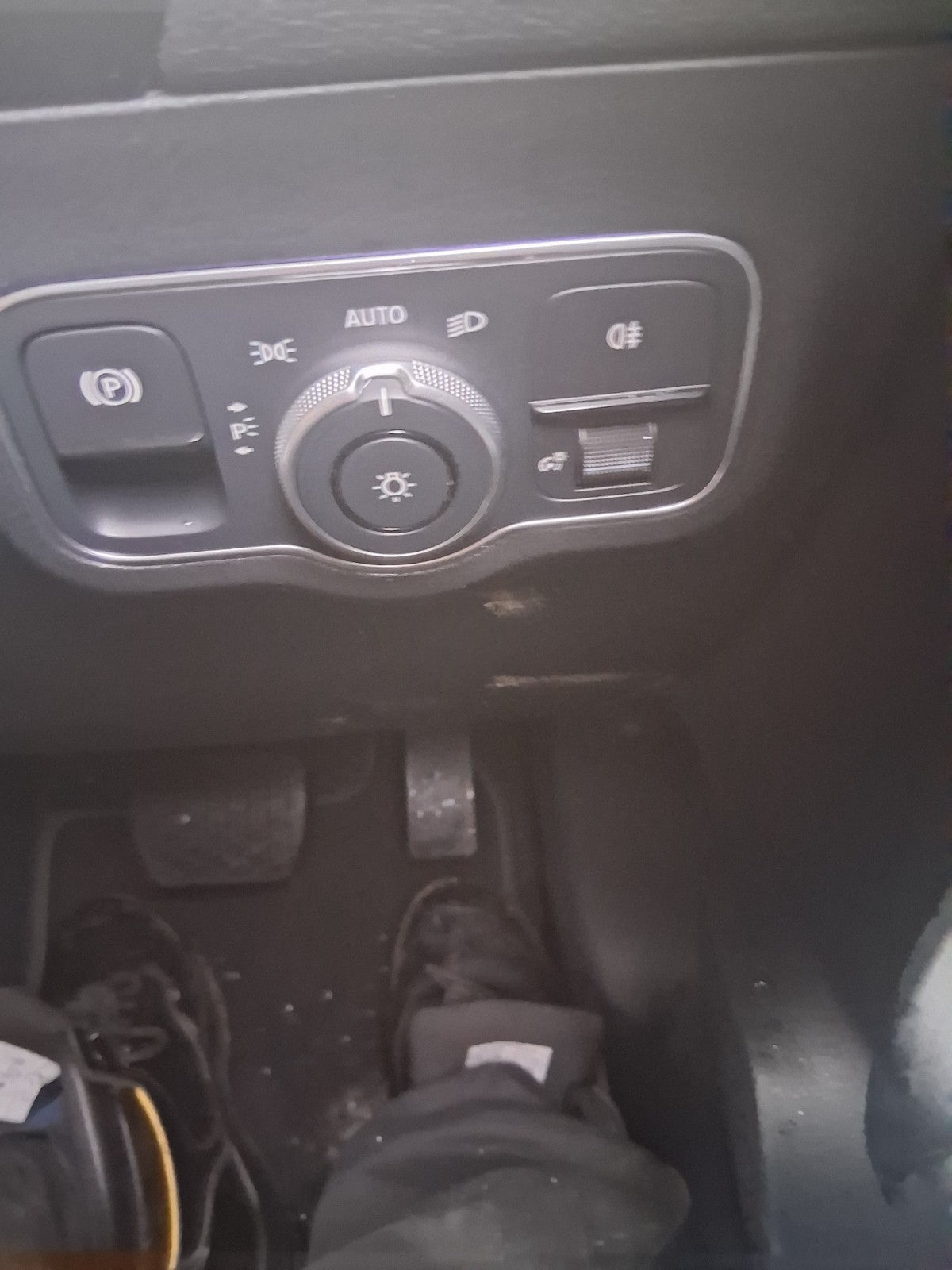 2025 MERCEDES BENZ GLA 180 H247 HEADLIGHT ADJUSTER CONTROL SWITCH PANEL
