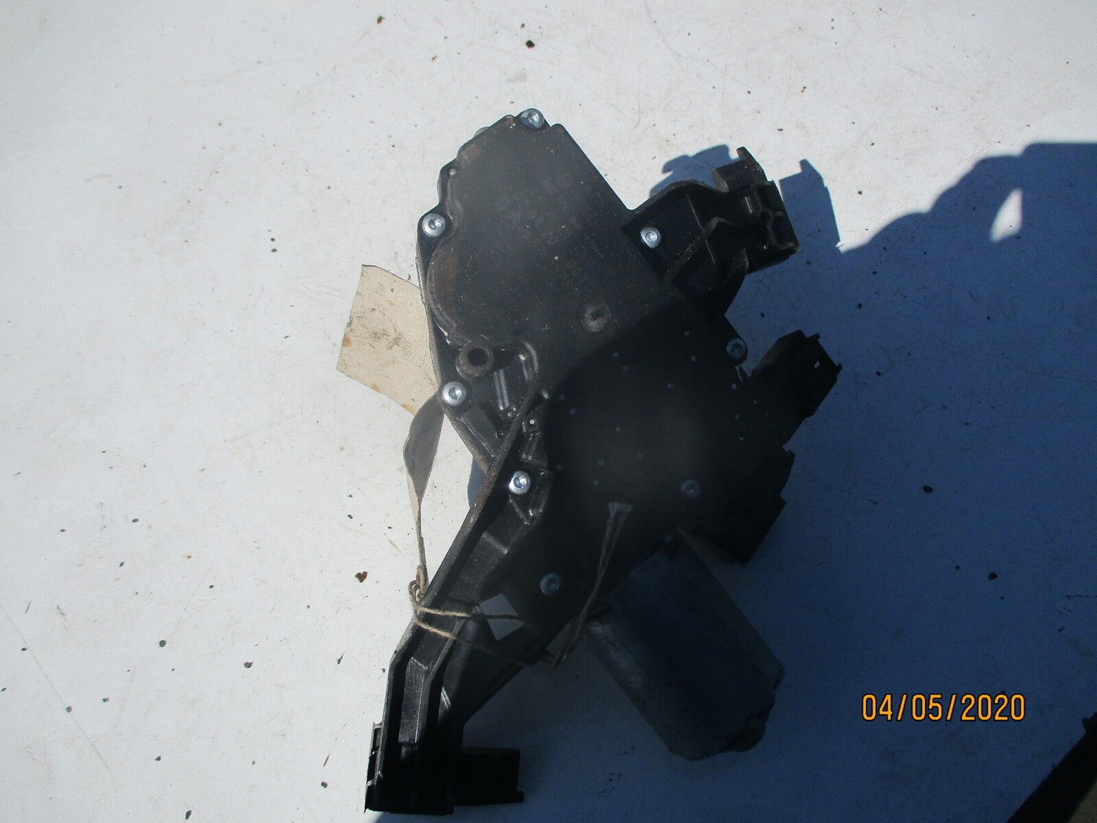 PEUGEOT 207 2007 REAR WINDSCREEN WIPER MOTOR 0390201813 9652418780