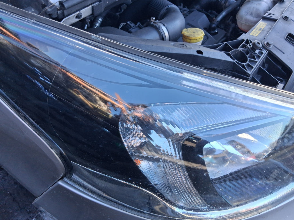 2017 VAUXHALL VIVARO MK2 OSF DRIVER SIDE FRONT RIGHT HEADLIGHT 93867950