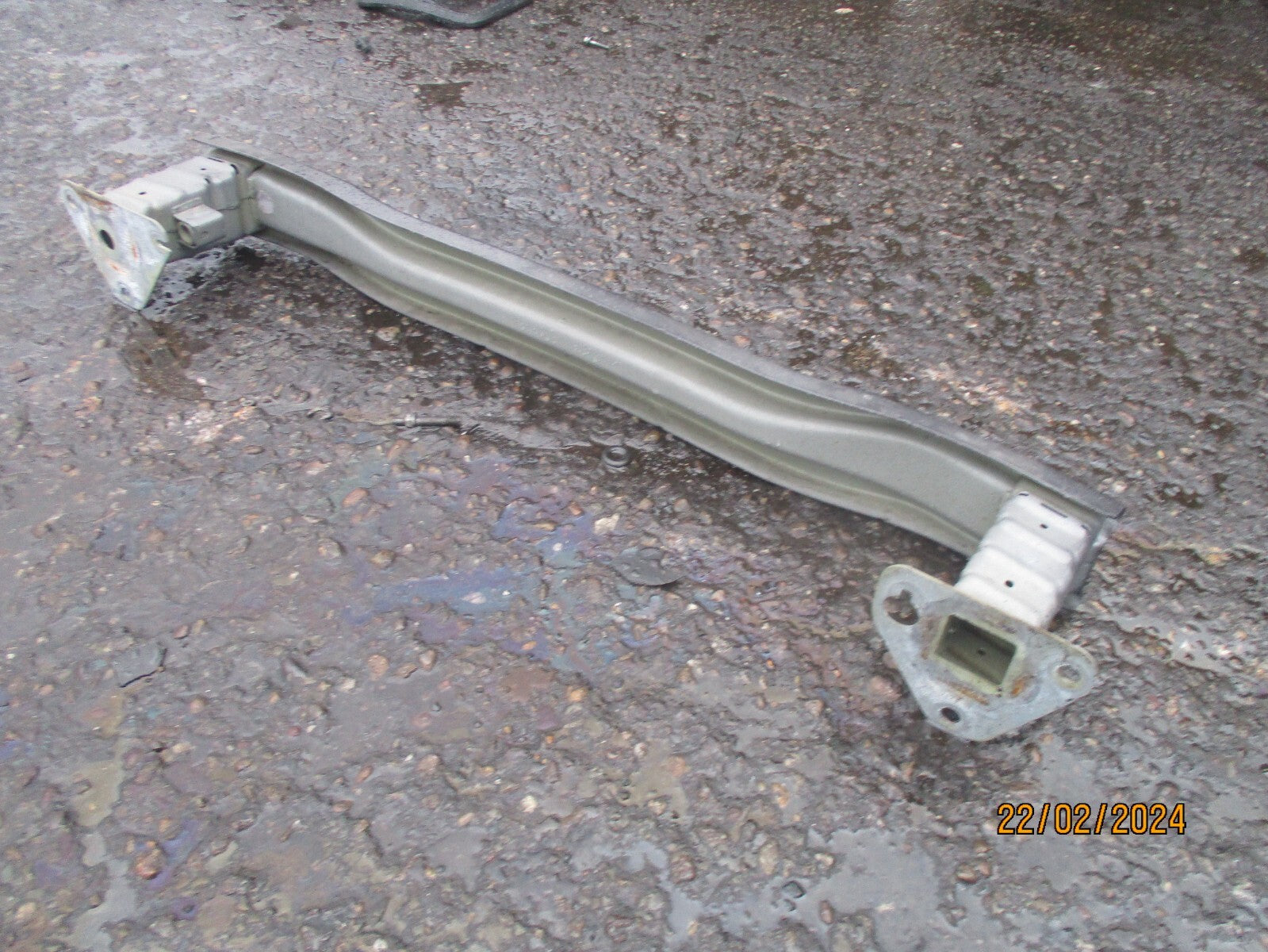CITROEN C4 MK3 2022 REAR BUMPER CRASH REINFORCEMENT BAR 9833908880