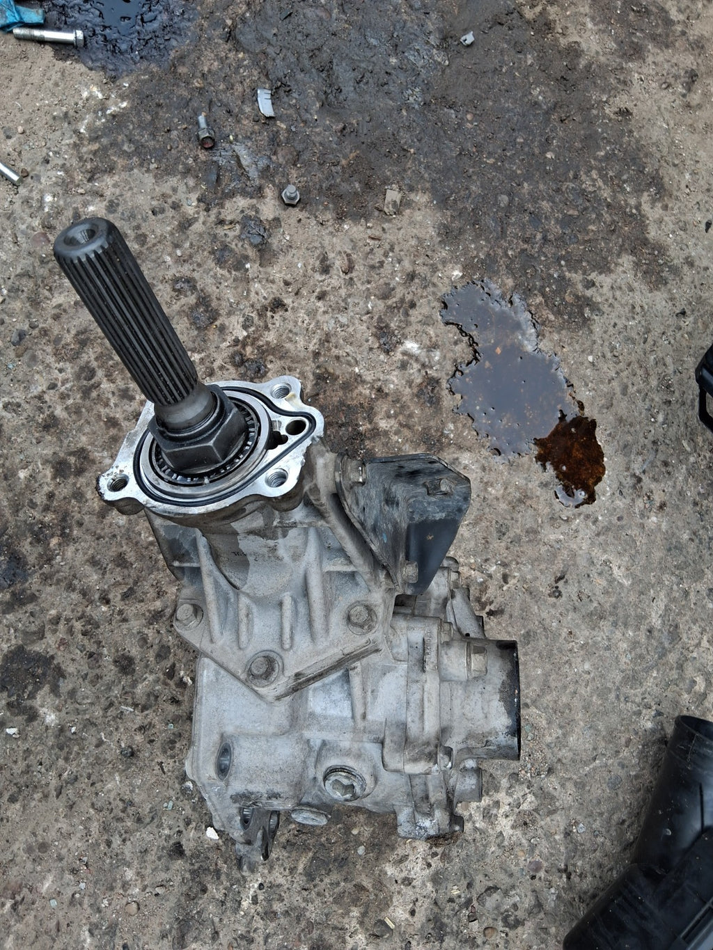 2018 MITSUBISHI OUTLANDER MK3 2.3 DIESEL AUTO FRONT DIFF DIFFERENTIAL 067038