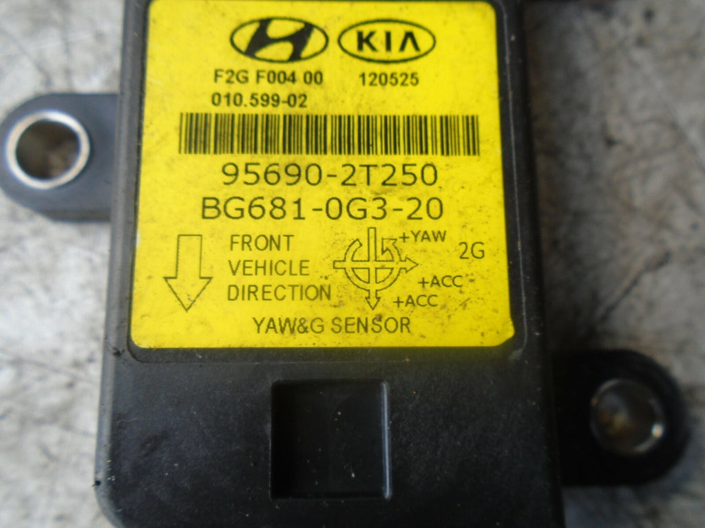 HYUNDAI I40 2012 YAW RATE ACCELERATION SENSOR 956902T250