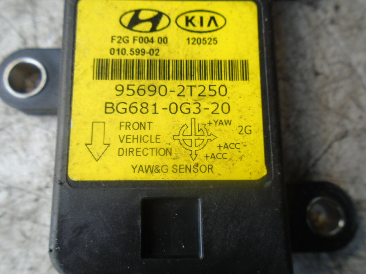 HYUNDAI I40 2012 YAW RATE ACCELERATION SENSOR 956902T250