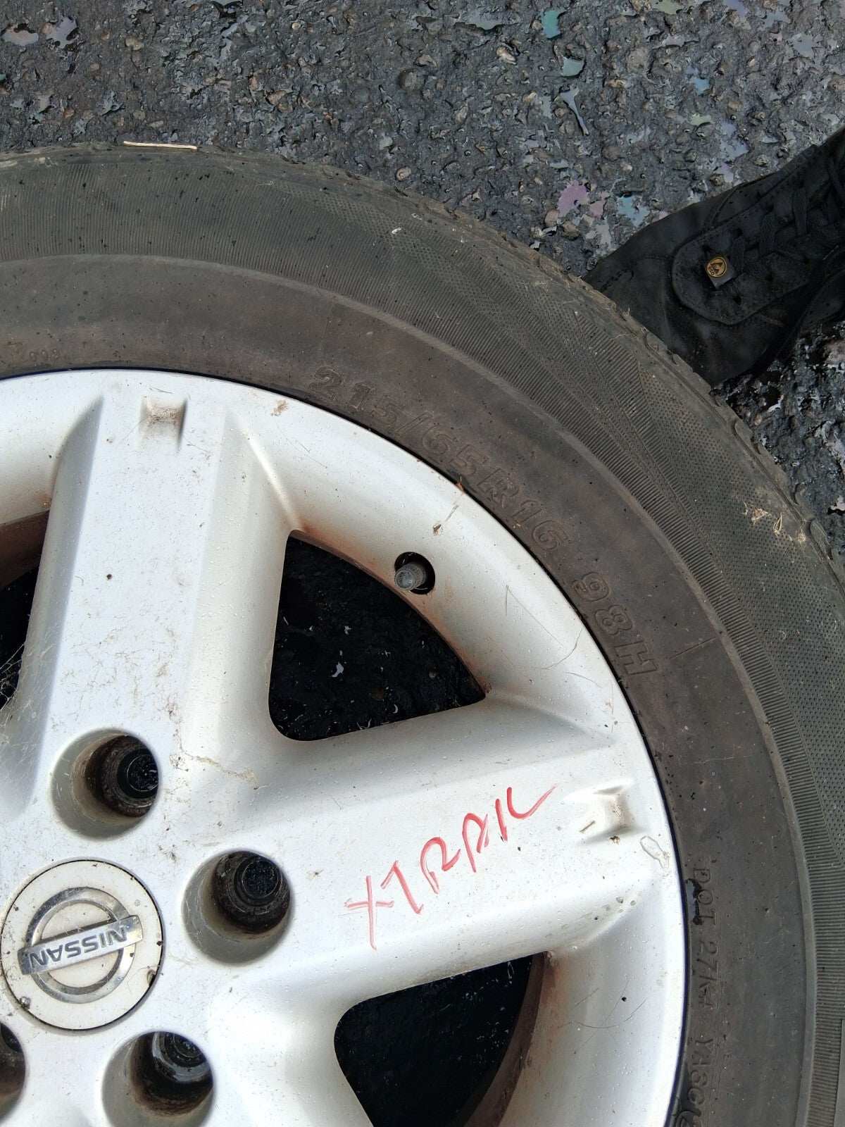 2007 NISSAN X TRAIL MK1 16 INCH ALLOY WHEEL WITH TYRE 215/65R16