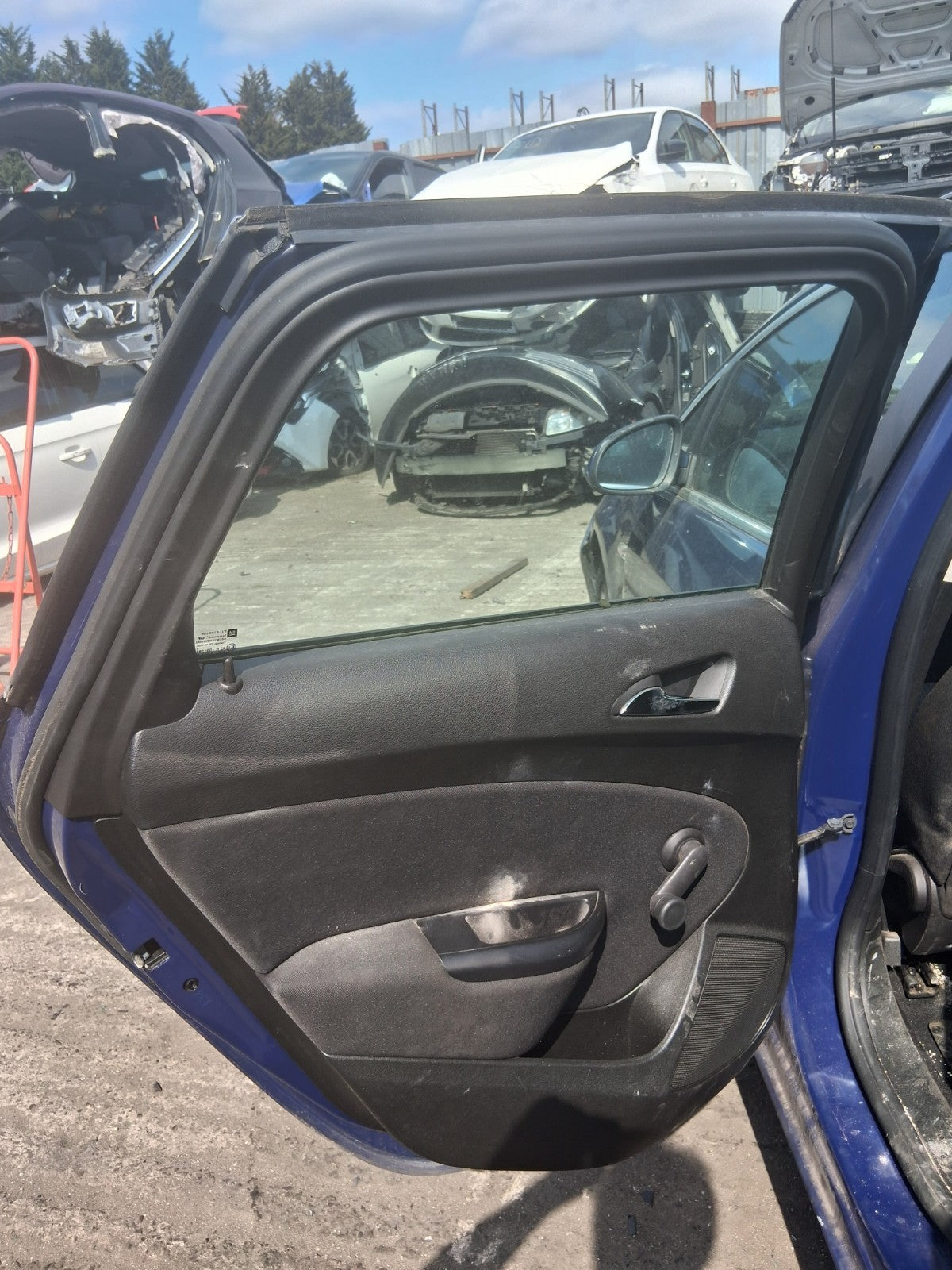 2013 VAUXHALL ASTRA J ESTATE NSR PASSENGER SIDE REAR LEFT COMPLETE DOOR BLUE