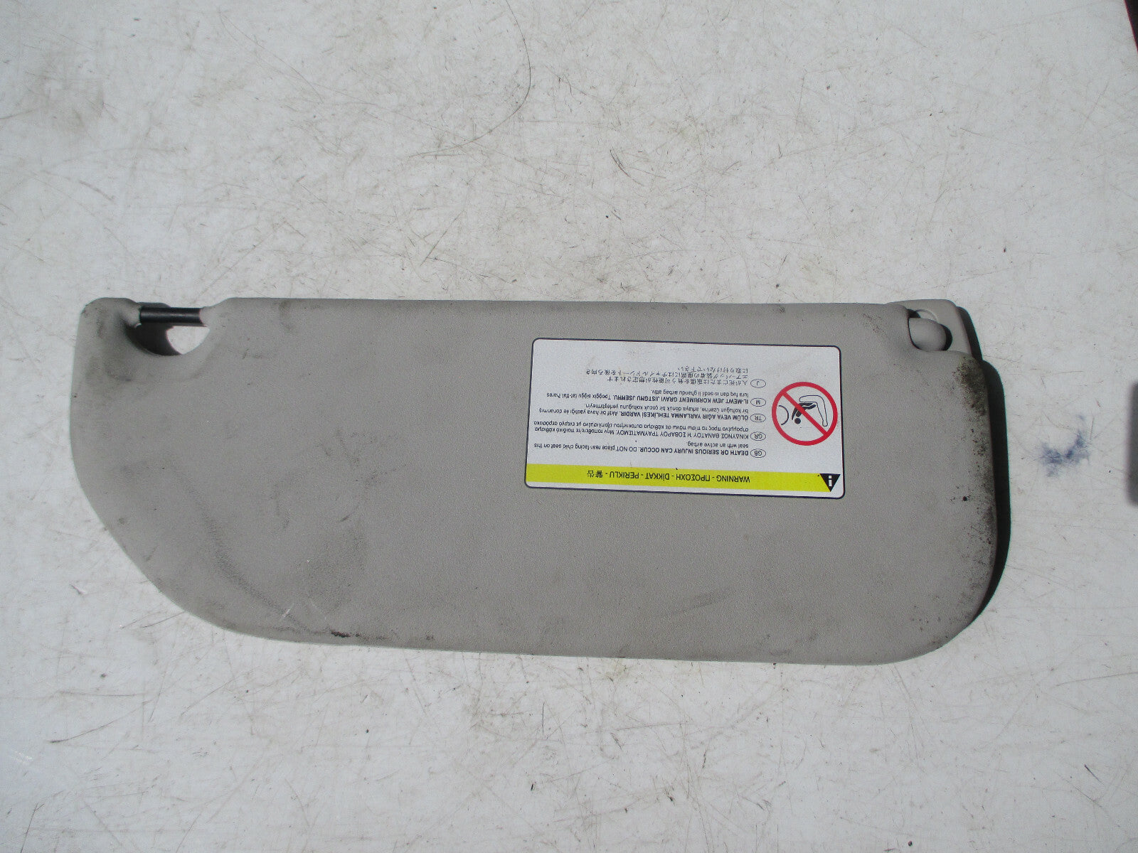PEUGEOT 107 2012 NSF PASSENGER SIDE FRONT SUN SHADE VISOR MIRROR GREY