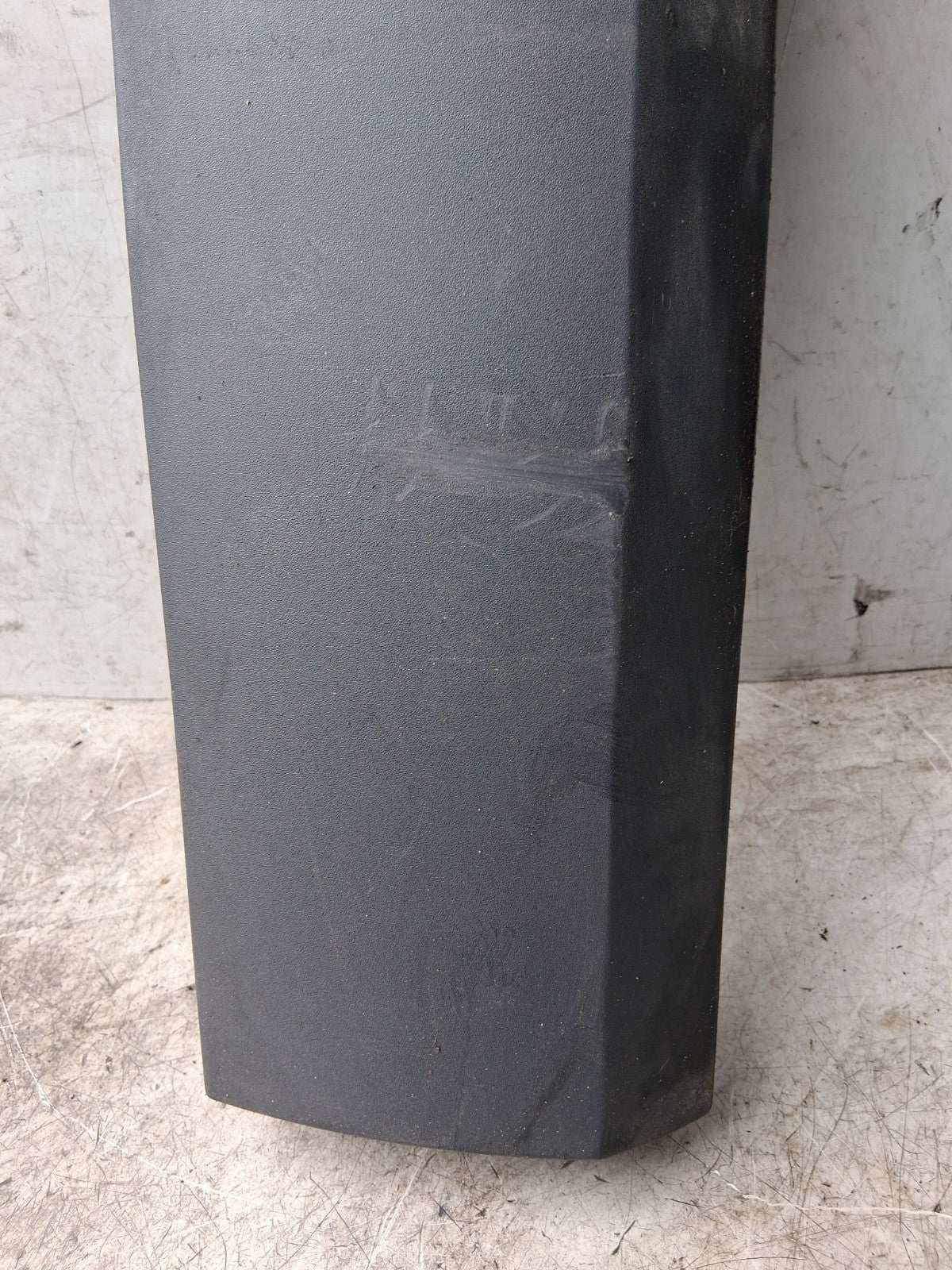 VAUXHALL CROSSLAND X 2018 OSR DRIVER SIDE REAR LOWER DOOR MOULDING TRIM 13482101