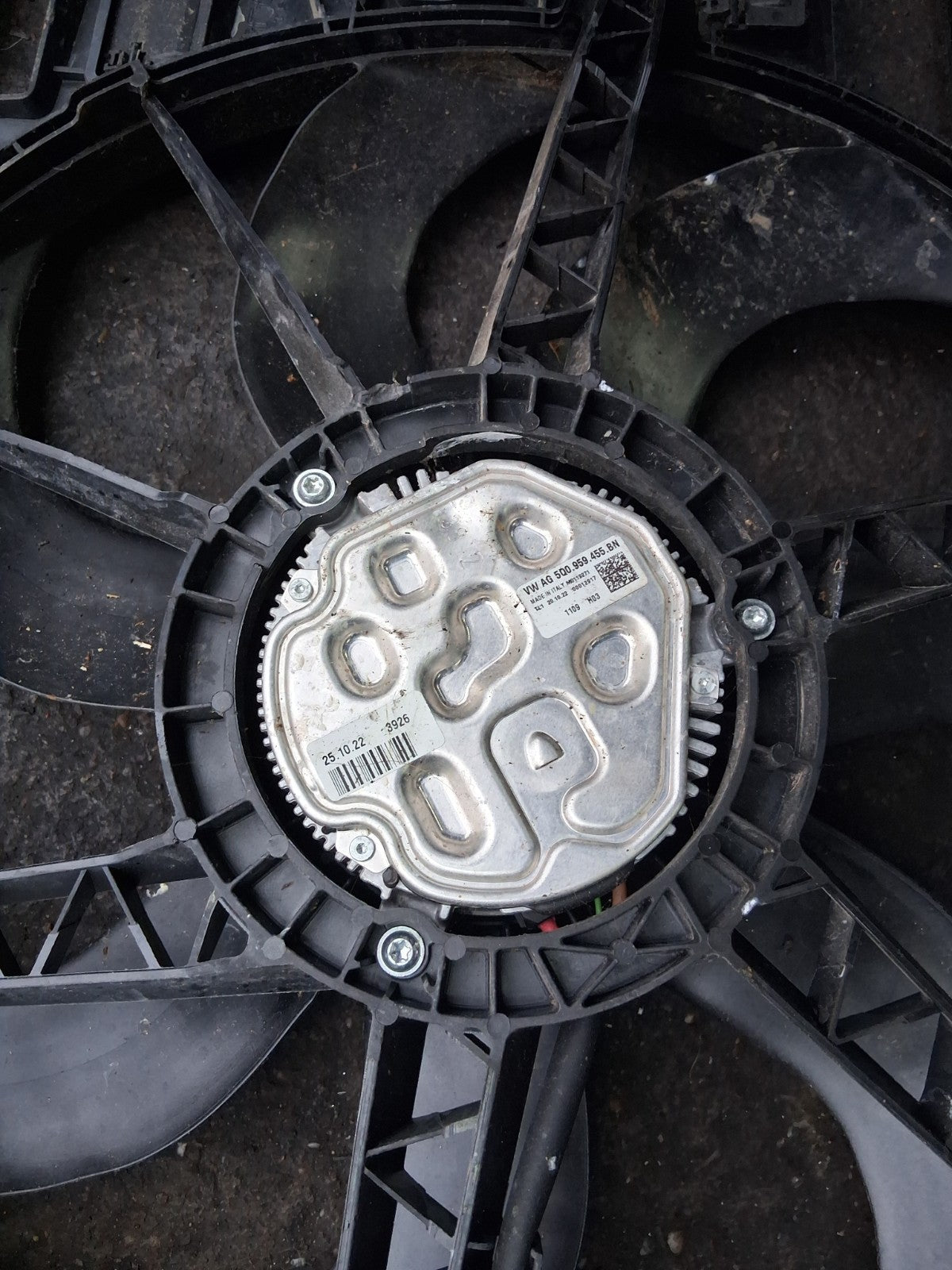 2013 VW VOLKSWAGEN GOLF MK7 RADIATOR COOLING FAN 5Q0121205
