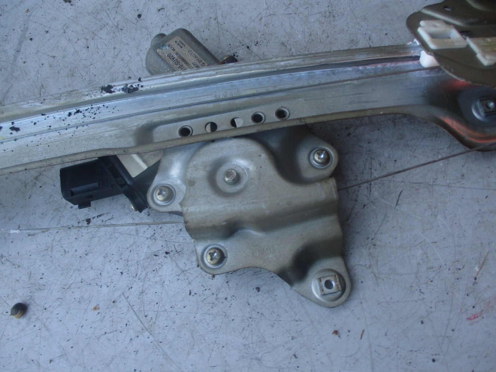 2010  VAUXHALL MOKKA OSF DRIVER SIDE FRONT WINDOW REGULATOR & MOTOR 98910-SUV20