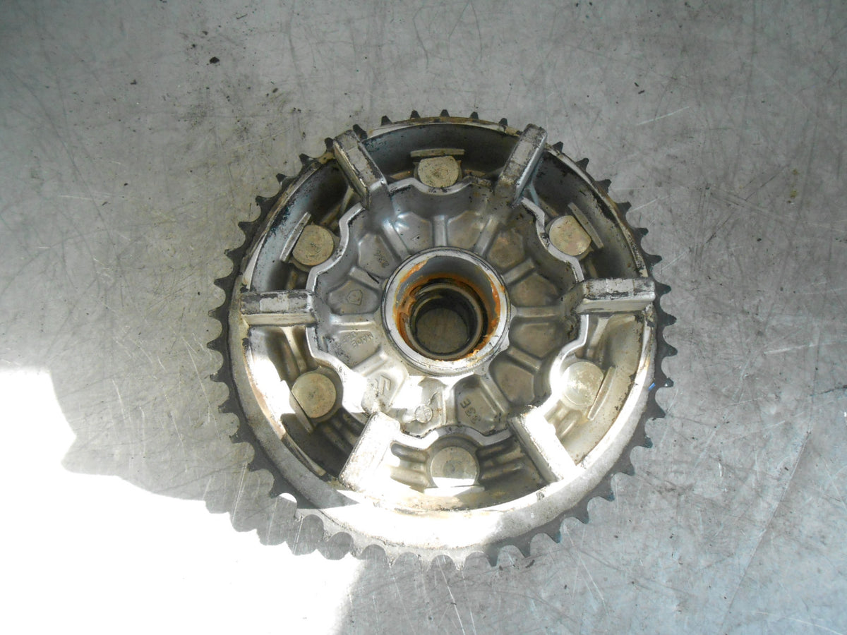 SUZUKI GSXR600 GSX-R600 V SRAD 1996 REAR WHEEL CUSH HUB & SPROCKET 45-525