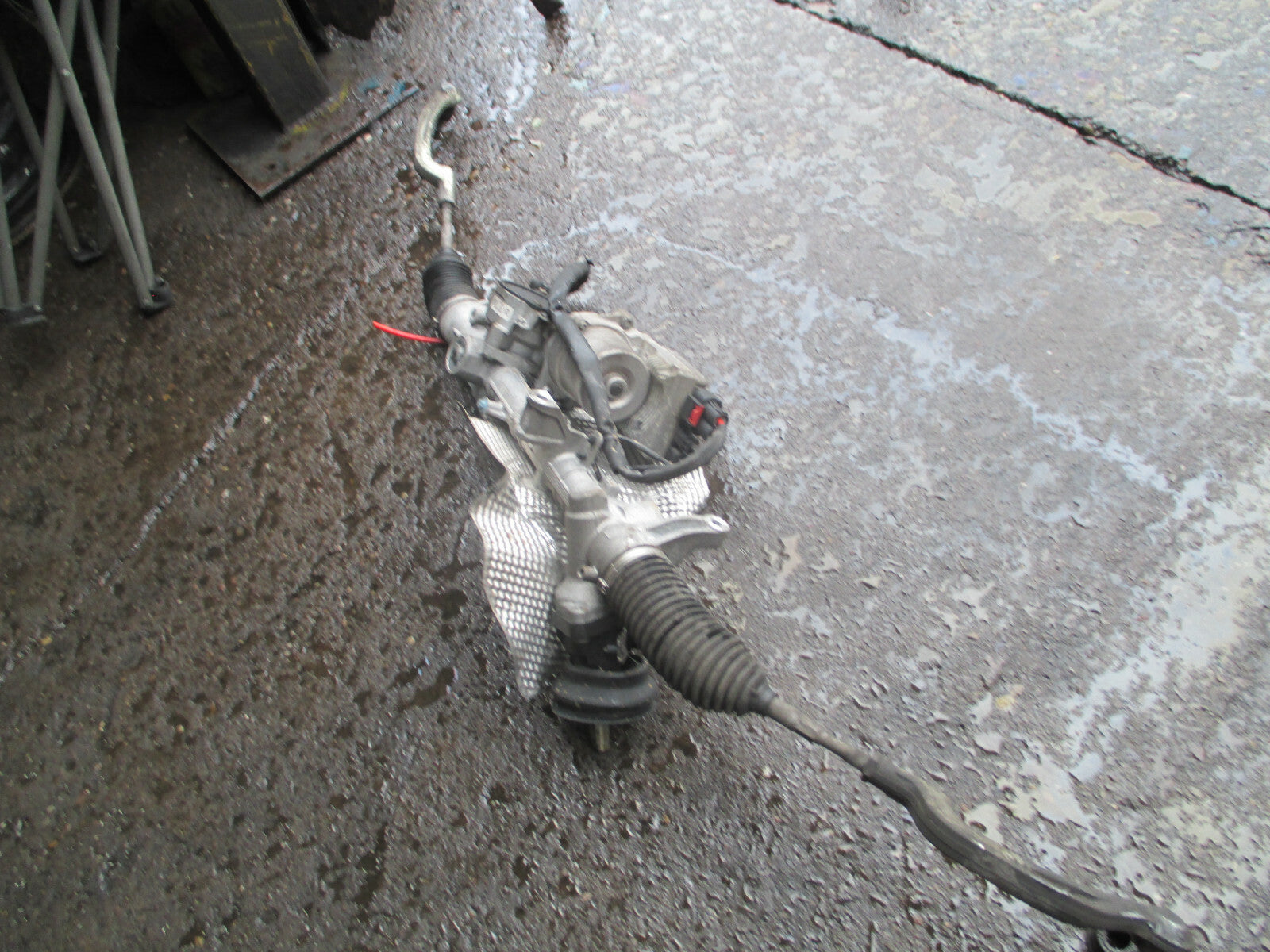 MERCEDES GLA X156 MK1 180 1.6 PETROL ELECTRIC STEERING RACK 2464605201