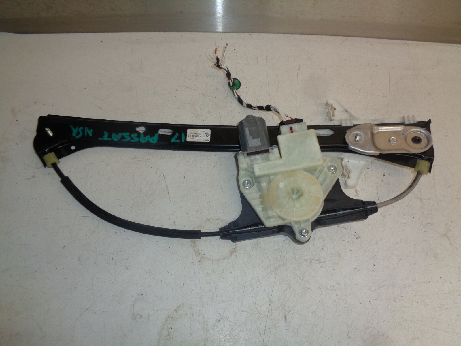 VW VOLKSWAGEN PASSAT B8 2017 NSR PASSENGER SIDE REAR DOOR WINDOW MOTOR REGULATOR