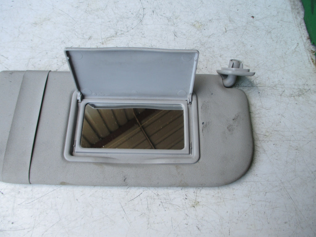 PEUGEOT 107 2012 OSF DRIVER SIDE FRONT SUN SHADE VISOR GREY MIRROR