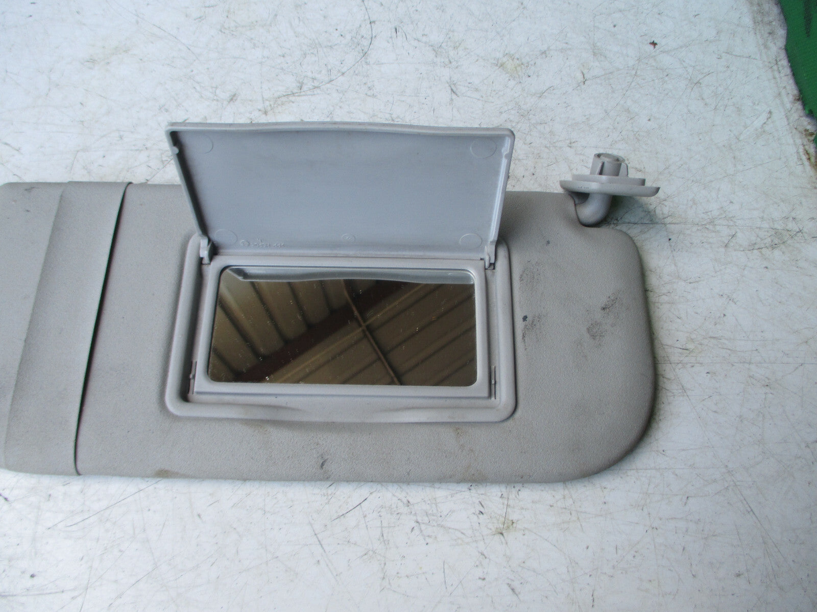 PEUGEOT 107 2012 OSF DRIVER SIDE FRONT SUN SHADE VISOR GREY MIRROR