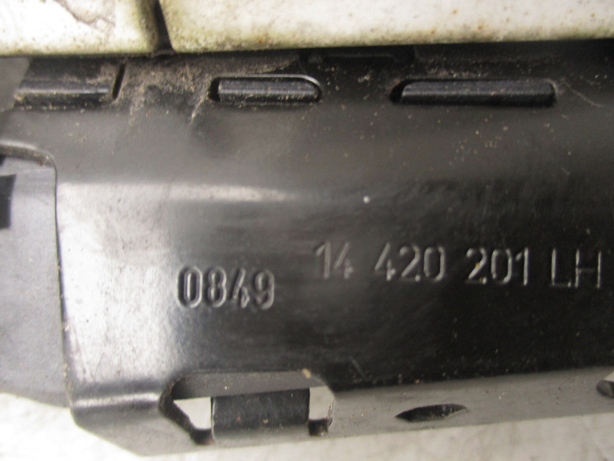 2019 VAUXHALL CORSA E NSR PASSENGER SIDE REAR DOOR HANDLE 14420201