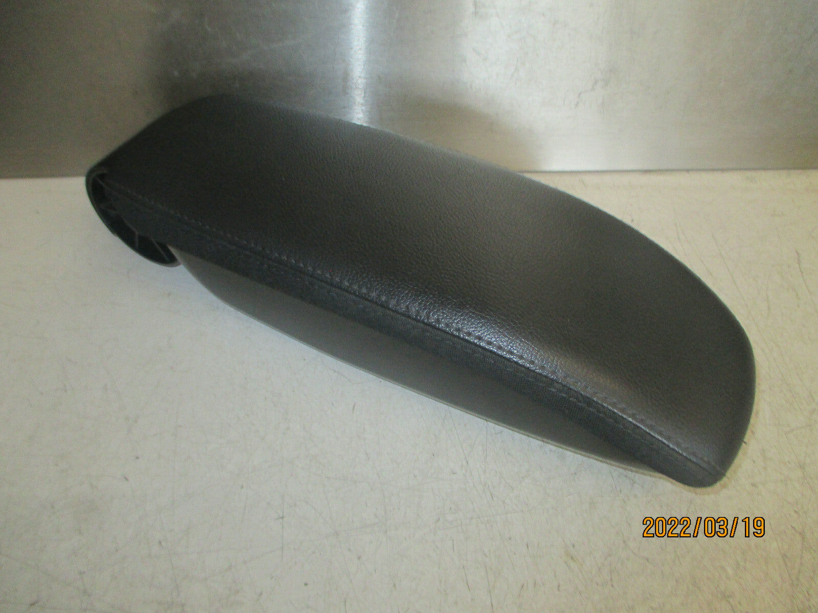 CITROEN DS3 2016 3 DOOR CENTRE MIDDLE CONSOLE ARMREST LEATHER