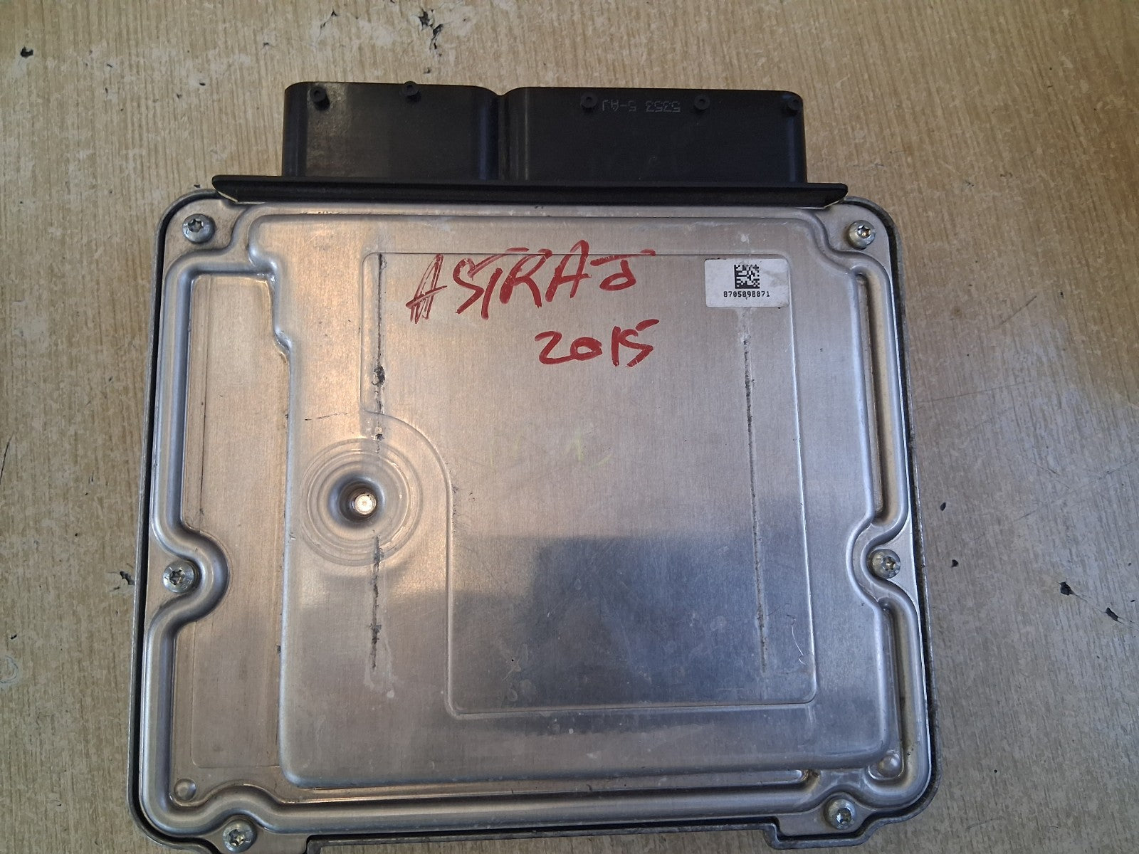 2015 VAUXHALL ASTRA J 2.0 DIESEL ECU ENGINE CONTROL MODULE 55590420